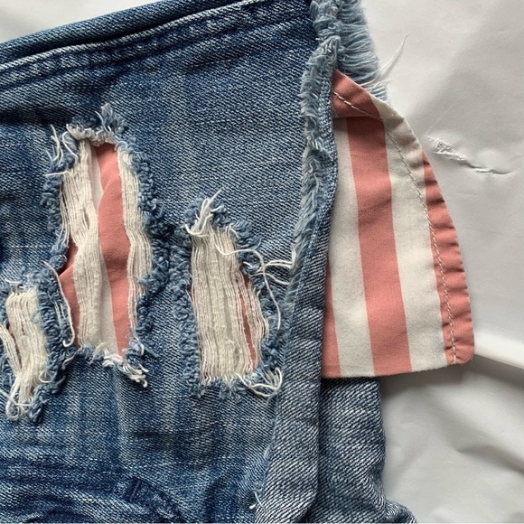 πΊπΈHollister High Waisted Jean Shorts American Flag Pockets Women's Size 26πΊπΈ - Picture 7 of 10